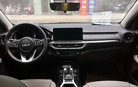 KIA K3, 2023 год, 1 725 000 рублей, 7 фотография