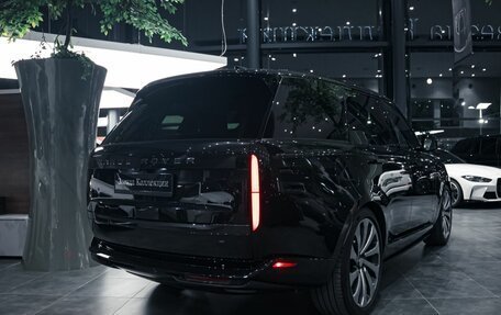 Land Rover Range Rover IV рестайлинг, 2025 год, 18 900 000 рублей, 9 фотография