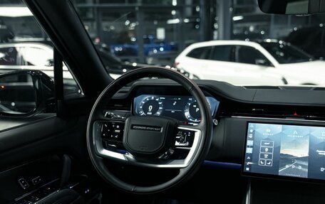 Land Rover Range Rover IV рестайлинг, 2025 год, 18 900 000 рублей, 15 фотография