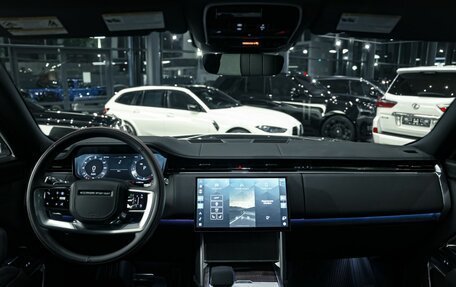 Land Rover Range Rover IV рестайлинг, 2025 год, 18 900 000 рублей, 14 фотография