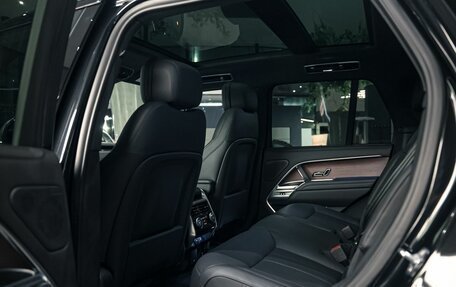 Land Rover Range Rover IV рестайлинг, 2025 год, 18 900 000 рублей, 24 фотография
