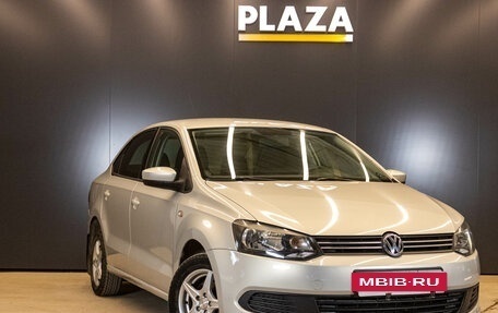 Volkswagen Polo VI (EU Market), 2011 год, 750 000 рублей, 2 фотография