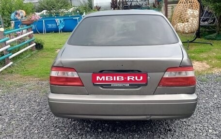 Nissan Bluebird XI, 2001 год, 111 000 рублей, 6 фотография