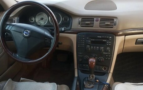 Volvo S80 II рестайлинг 2, 2004 год, 380 000 рублей, 1 фотография