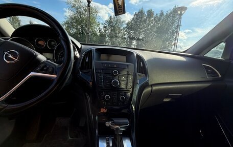Opel Astra J, 2013 год, 1 050 000 рублей, 6 фотография