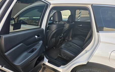 Hyundai Santa Fe IV, 2018 год, 2 670 000 рублей, 13 фотография