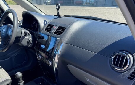 Suzuki SX4 II рестайлинг, 2011 год, 950 000 рублей, 12 фотография