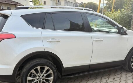 Toyota RAV4, 2018 год, 2 549 000 рублей, 4 фотография