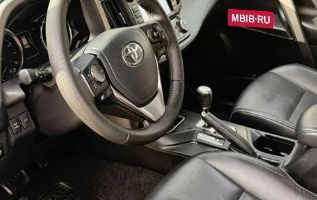 Toyota RAV4, 2018 год, 2 549 000 рублей, 8 фотография