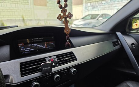BMW 5 серия, 2006 год, 1 300 000 рублей, 19 фотография