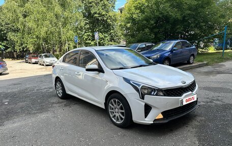 KIA Rio IV, 2021 год, 1 150 000 рублей, 3 фотография
