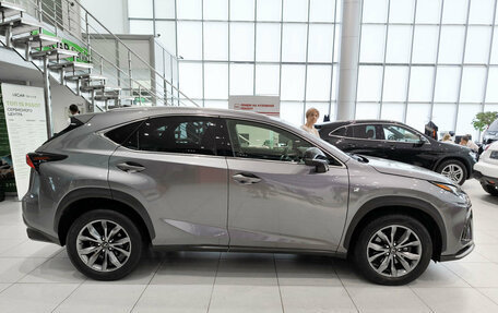 Lexus NX I, 2021 год, 3 650 000 рублей, 8 фотография