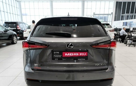 Lexus NX I, 2021 год, 3 650 000 рублей, 10 фотография