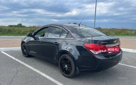 Chevrolet Cruze II, 2011 год, 700 000 рублей, 2 фотография