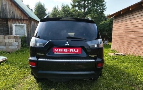 Mitsubishi Outlander III рестайлинг 3, 2011 год, 1 090 000 рублей, 5 фотография
