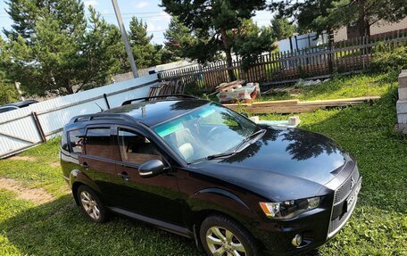 Mitsubishi Outlander III рестайлинг 3, 2011 год, 1 090 000 рублей, 9 фотография