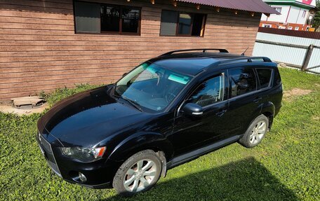 Mitsubishi Outlander III рестайлинг 3, 2011 год, 1 090 000 рублей, 8 фотография