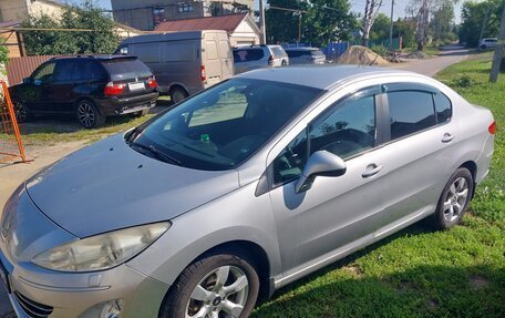 Peugeot 408 I рестайлинг, 2012 год, 700 000 рублей, 3 фотография