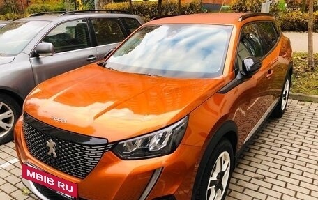 Peugeot 2008 II, 2022 год, 1 790 000 рублей, 2 фотография