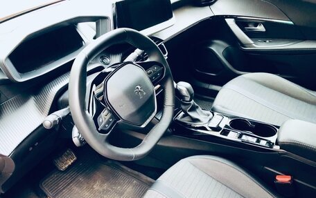 Peugeot 2008 II, 2022 год, 1 790 000 рублей, 6 фотография