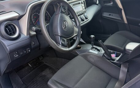 Toyota RAV4, 2013 год, 2 000 000 рублей, 6 фотография