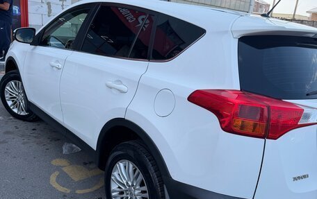 Toyota RAV4, 2013 год, 2 000 000 рублей, 4 фотография