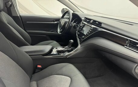 Toyota Camry, 2020 год, 2 899 000 рублей, 9 фотография