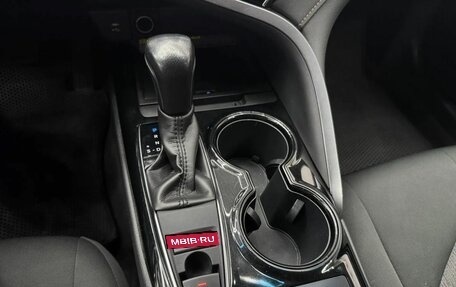 Toyota Camry, 2020 год, 2 899 000 рублей, 10 фотография
