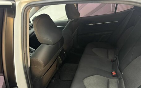 Toyota Camry, 2020 год, 2 899 000 рублей, 17 фотография