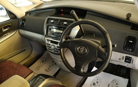 Toyota Opa I рестайлинг, 2003 год, 599 000 рублей, 10 фотография
