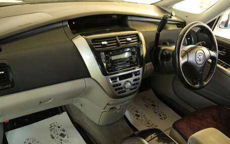 Toyota Opa I рестайлинг, 2003 год, 599 000 рублей, 16 фотография