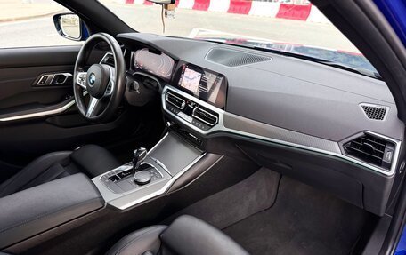 BMW 3 серия, 2019 год, 3 850 000 рублей, 20 фотография