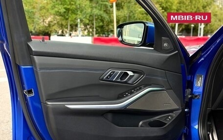 BMW 3 серия, 2019 год, 3 850 000 рублей, 31 фотография