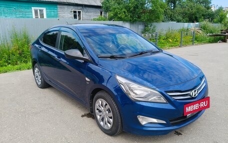 Hyundai Solaris II рестайлинг, 2016 год, 890 000 рублей, 3 фотография