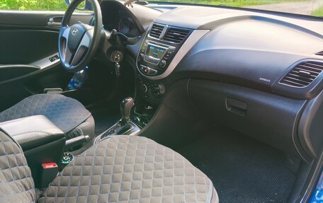 Hyundai Solaris II рестайлинг, 2016 год, 890 000 рублей, 16 фотография