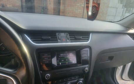 Skoda Octavia, 2015 год, 2 000 000 рублей, 10 фотография