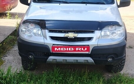 Chevrolet Niva I рестайлинг, 2016 год, 400 000 рублей, 2 фотография