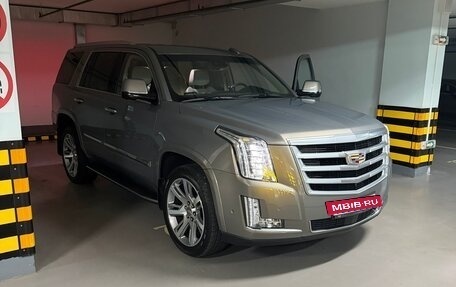 Cadillac Escalade IV, 2018 год, 4 790 000 рублей, 3 фотография