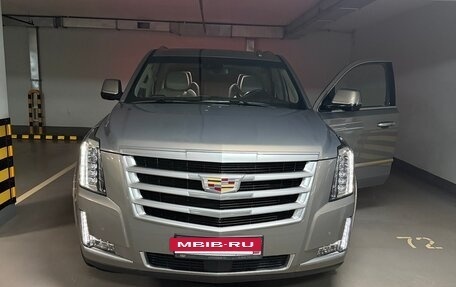 Cadillac Escalade IV, 2018 год, 4 790 000 рублей, 2 фотография