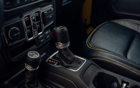 Jeep Wrangler, 2021 год, 4 900 000 рублей, 16 фотография