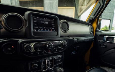 Jeep Wrangler, 2021 год, 4 900 000 рублей, 19 фотография
