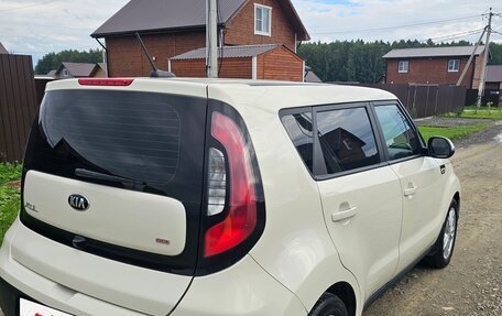 KIA Soul II рестайлинг, 2017 год, 1 450 000 рублей, 6 фотография