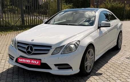 Mercedes-Benz E-Класс, 2013 год, 1 560 000 рублей, 1 фотография