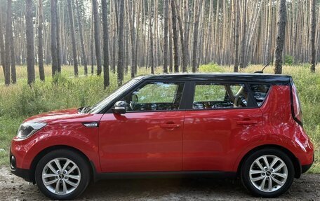 KIA Soul II рестайлинг, 2018 год, 1 730 000 рублей, 3 фотография