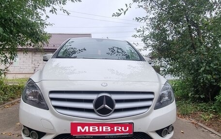 Mercedes-Benz B-Класс, 2012 год, 1 100 000 рублей, 3 фотография