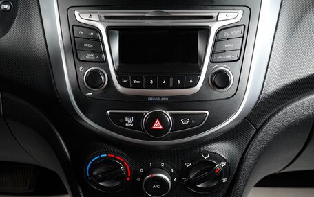 Hyundai Solaris II рестайлинг, 2016 год, 1 329 000 рублей, 17 фотография