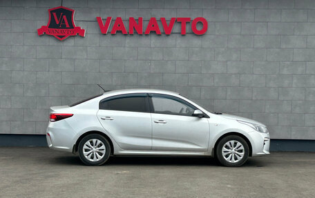 KIA Rio IV, 2018 год, 1 390 000 рублей, 4 фотография