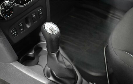 Renault Sandero II рестайлинг, 2016 год, 779 100 рублей, 19 фотография