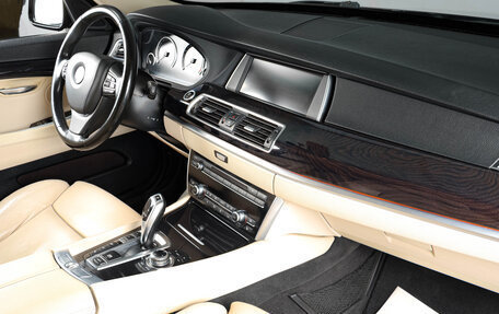 BMW 5 серия, 2011 год, 1 829 000 рублей, 11 фотография