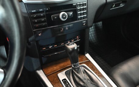 Mercedes-Benz E-Класс, 2010 год, 990 000 рублей, 13 фотография